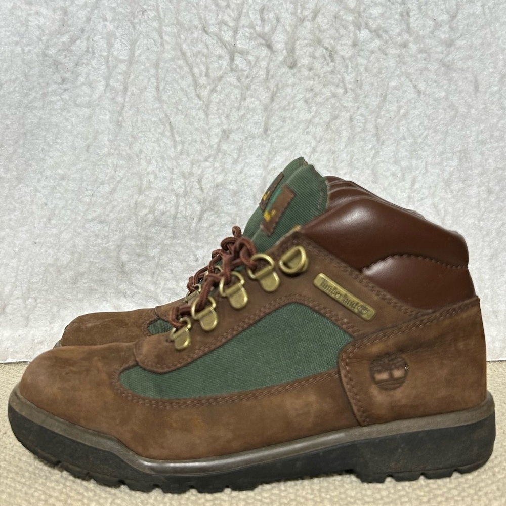 Timberland Boys Brown/Green Field Leather Waterproof Hiking Boots Shoes SZ 3.5 - Picture 2 of 12